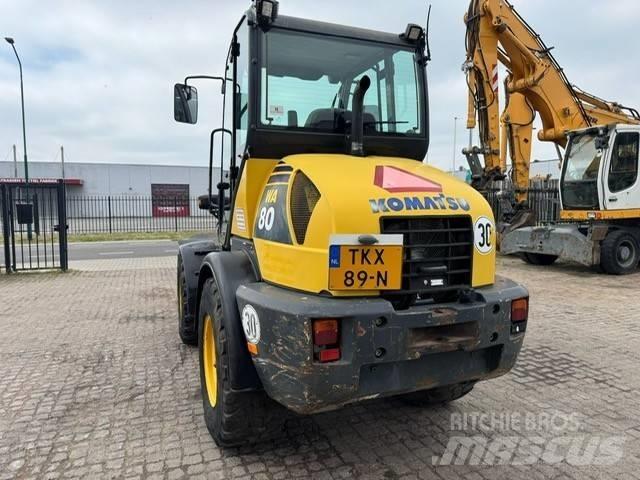 Komatsu WA 80-5 Pás carregadoras de rodas
