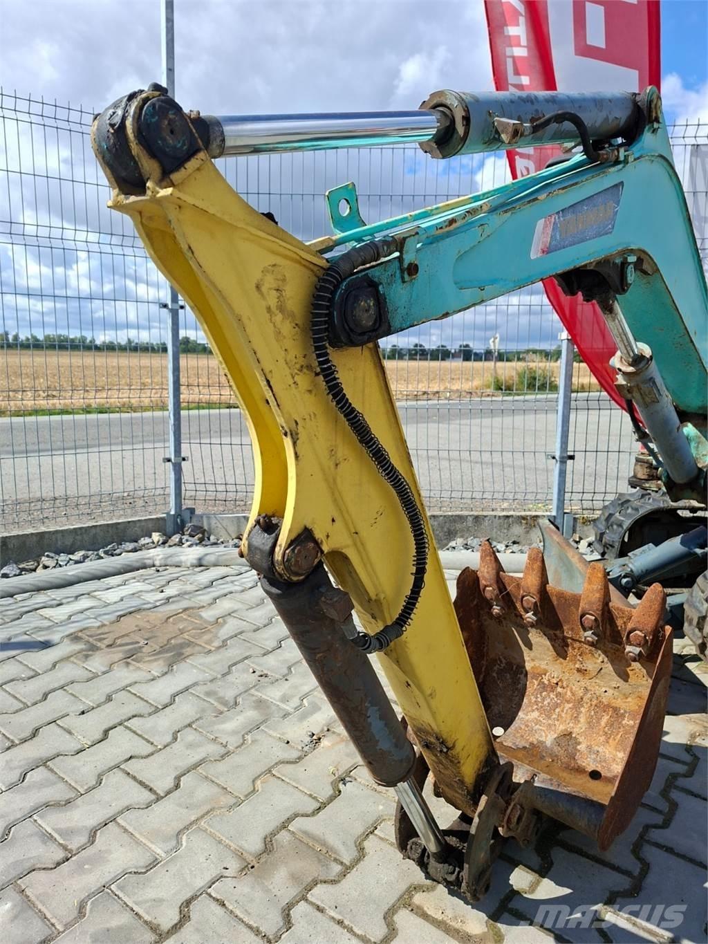 Yanmar B17 Outros