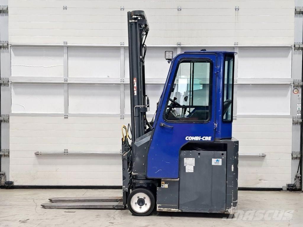 Combilift CBE3000 Carregadores laterais