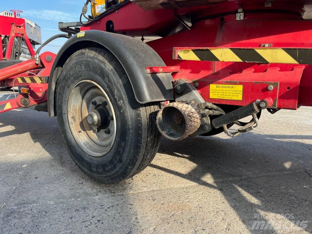 Denka-Lift DL 28 Plataformas aéreas montadas em atrelados