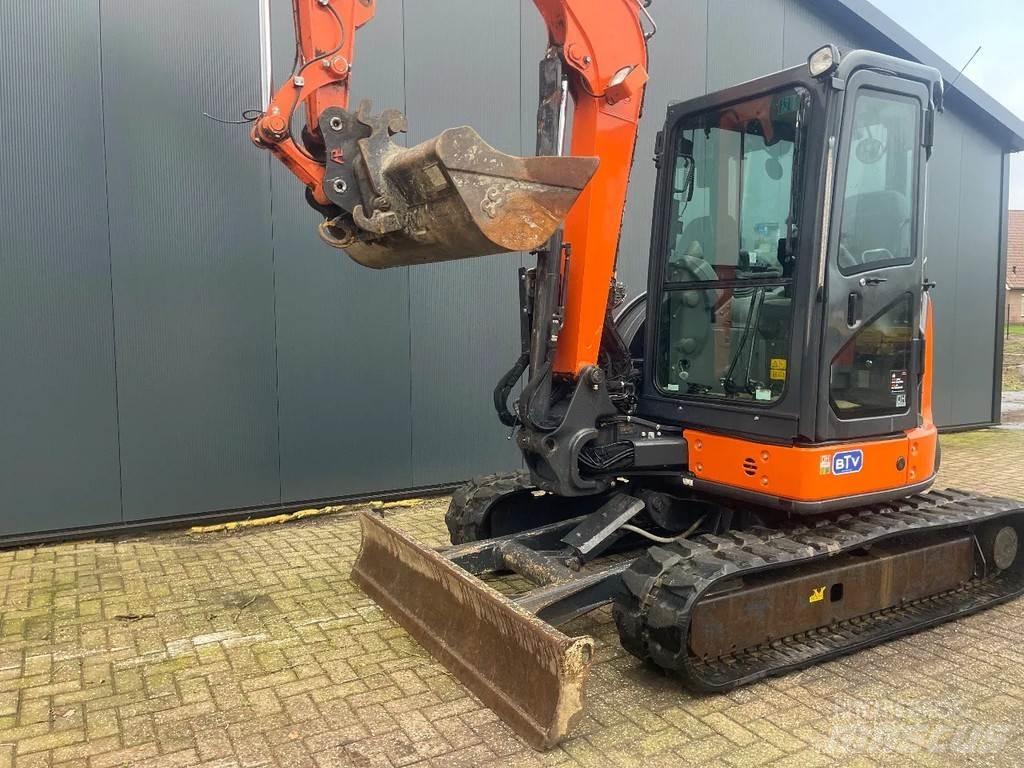 Hitachi U55-5a Mini Escavadoras <7t