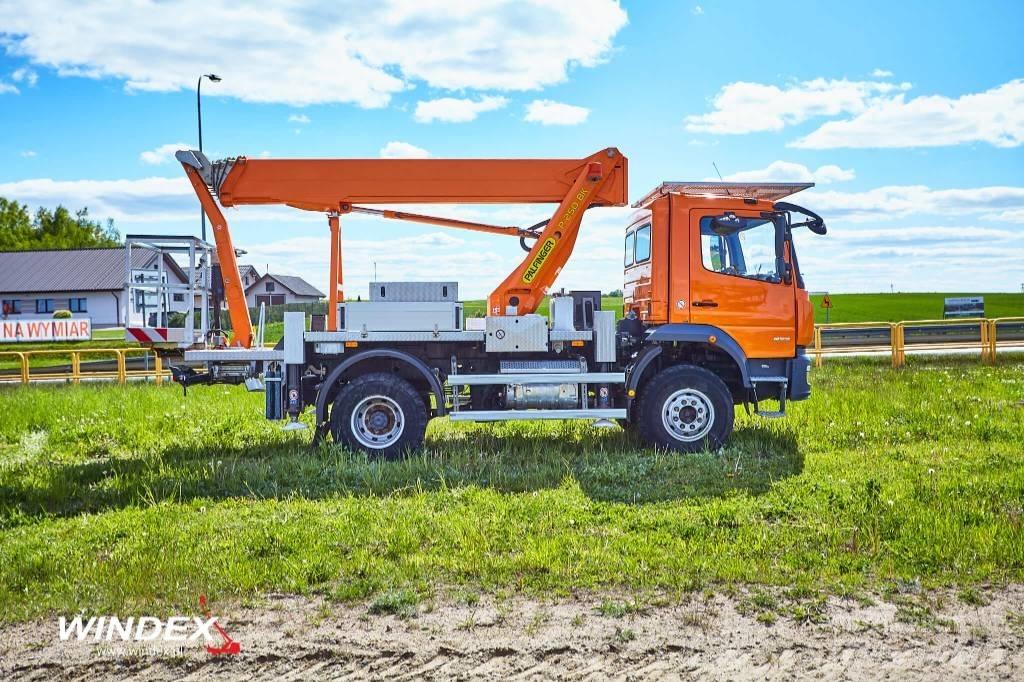 Palfinger P 250 BK Plataformas aéreas montadas em camião