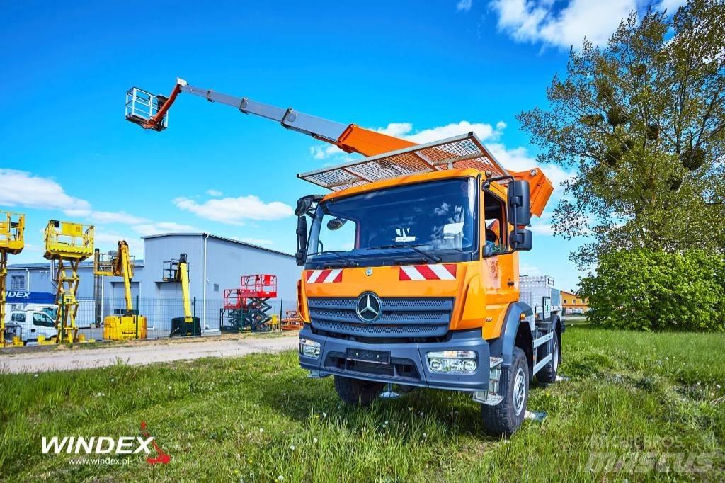 Palfinger P 250 BK Plataformas aéreas montadas em camião
