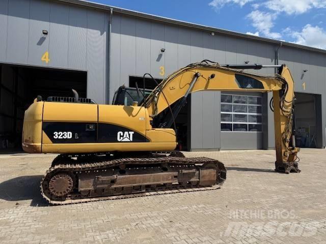 CAT 323 D L Escavadoras de rastos