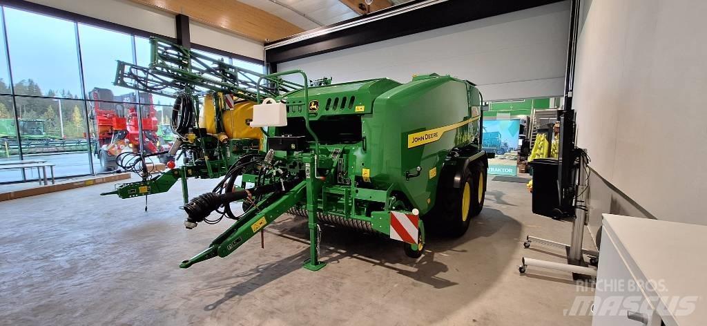 John Deere C441R Enfardadeira de rolos