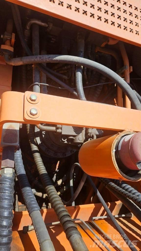 Doosan DX 300 LC Escavadoras de rastos