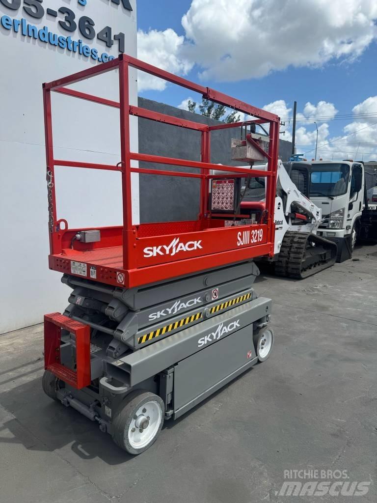 SkyJack SJ III 3219 Elevadores de tesoura