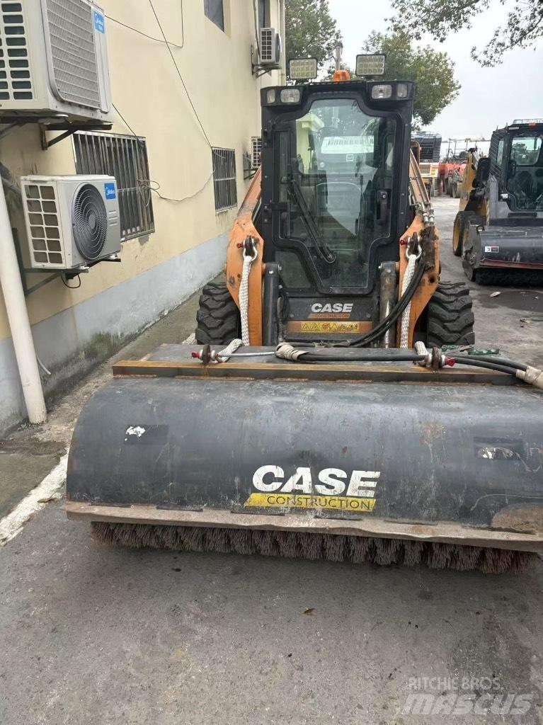 CASE SR 220B Carregadoras de direcção deslizante