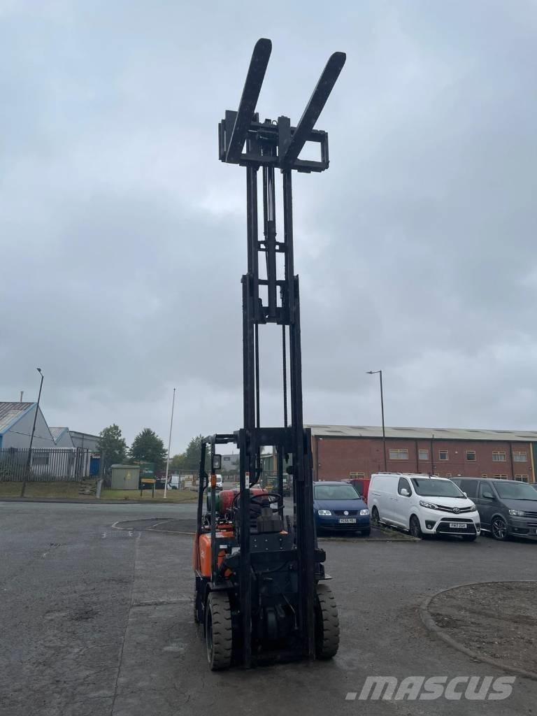 Doosan G 20 Empilhadores a gás