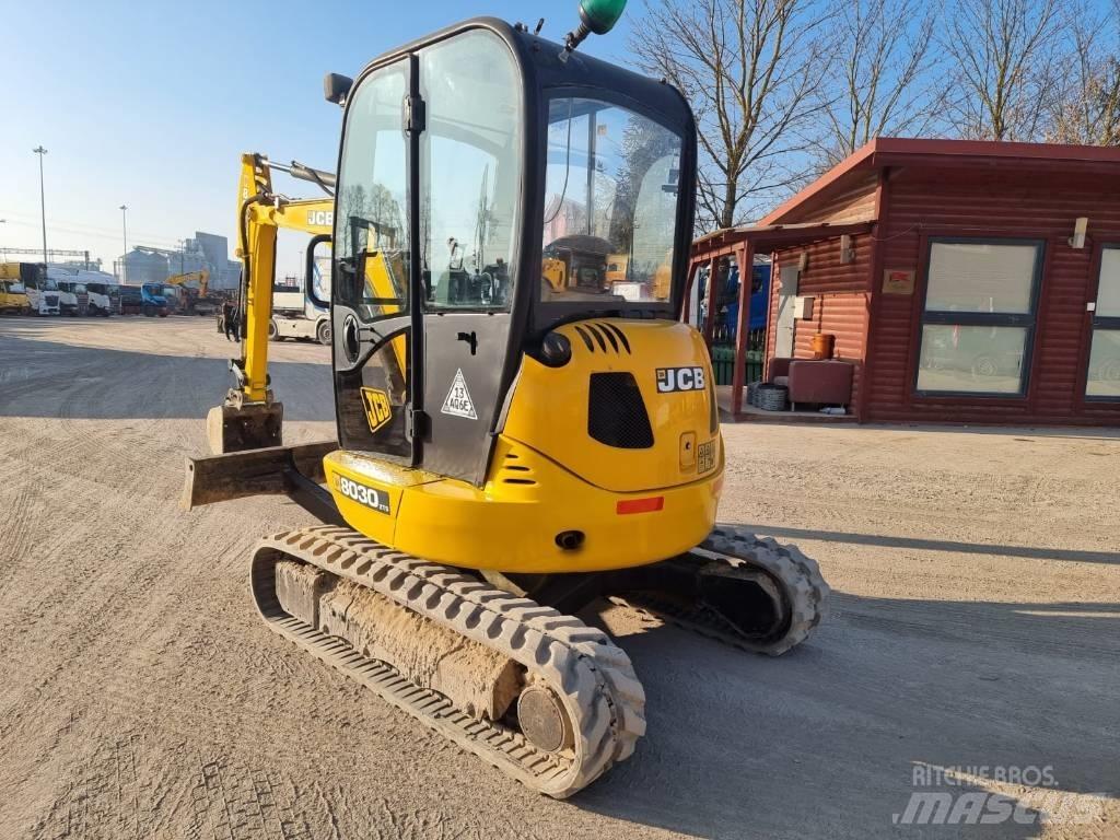 JCB 8030 ZTS Mini Escavadoras <7t
