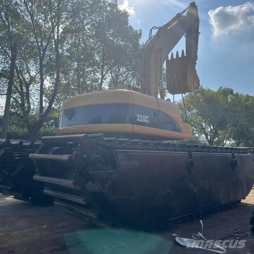 CAT 320 C Escavadoras anfíbias