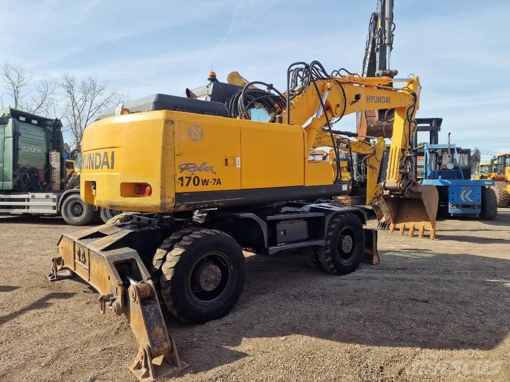 Hyundai R 170 W Escavadoras de rodas