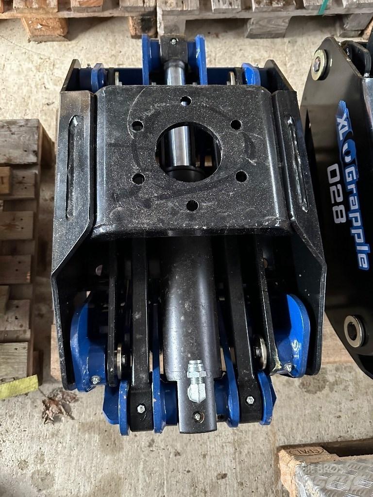  XL Grapple 028 Garras