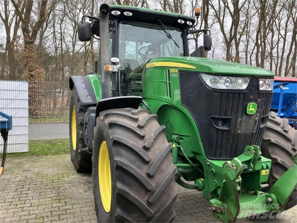 John Deere 7230R Tratores Agrícolas usados