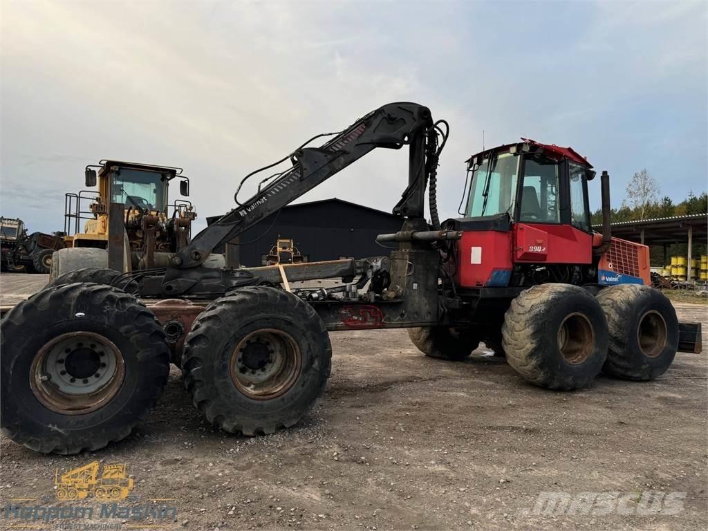 Valmet 890.2 Forwarders florestais