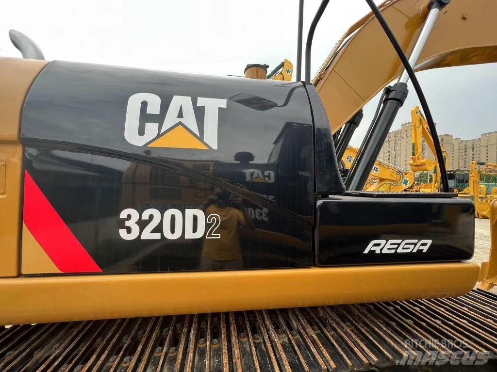 CAT 320 Escavadoras de rastos