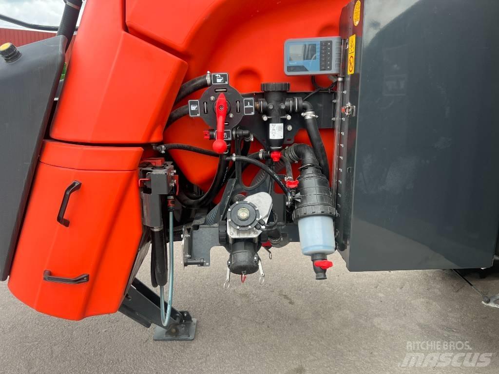 Kubota XTS 4 Pulverizadores rebocados