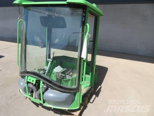 Volvo L30B / L35B Cabines e interior máquinas construção