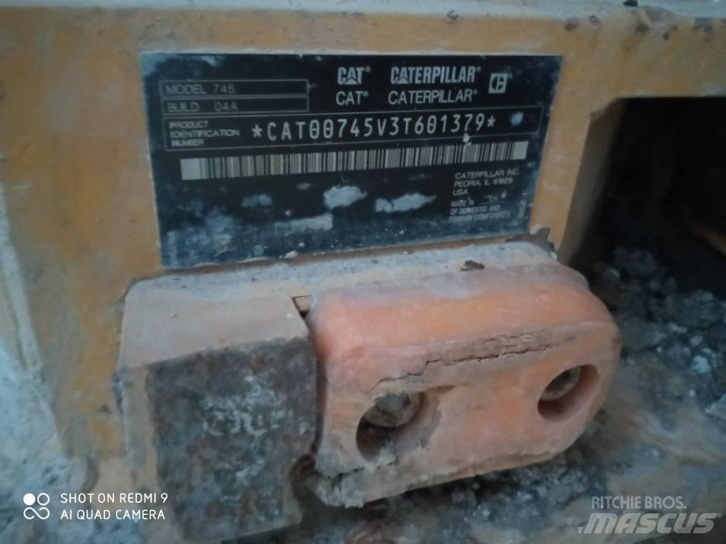 CAT 745 Camiões articulados