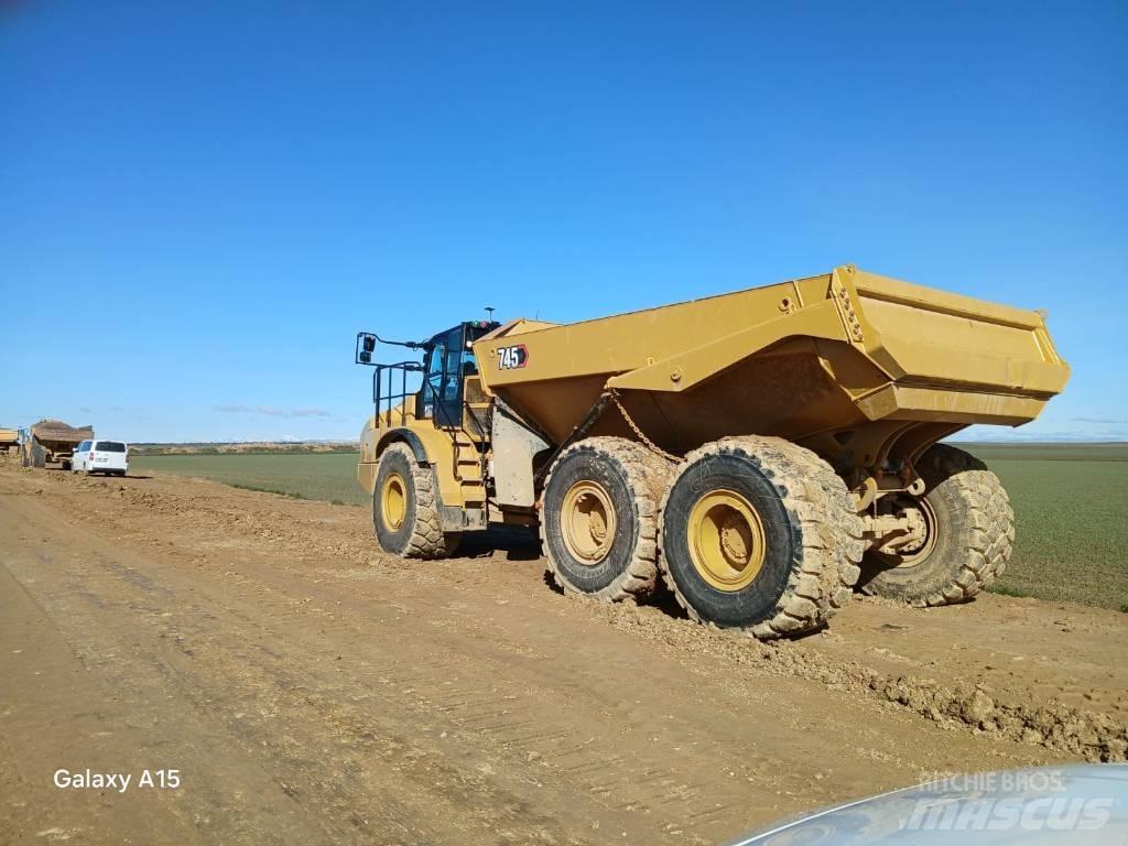 CAT 745 Camiões articulados