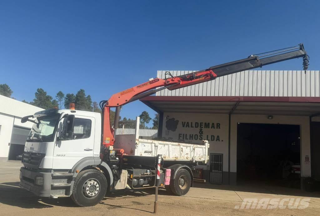 Mercedes-Benz 1833 Camiões basculantes