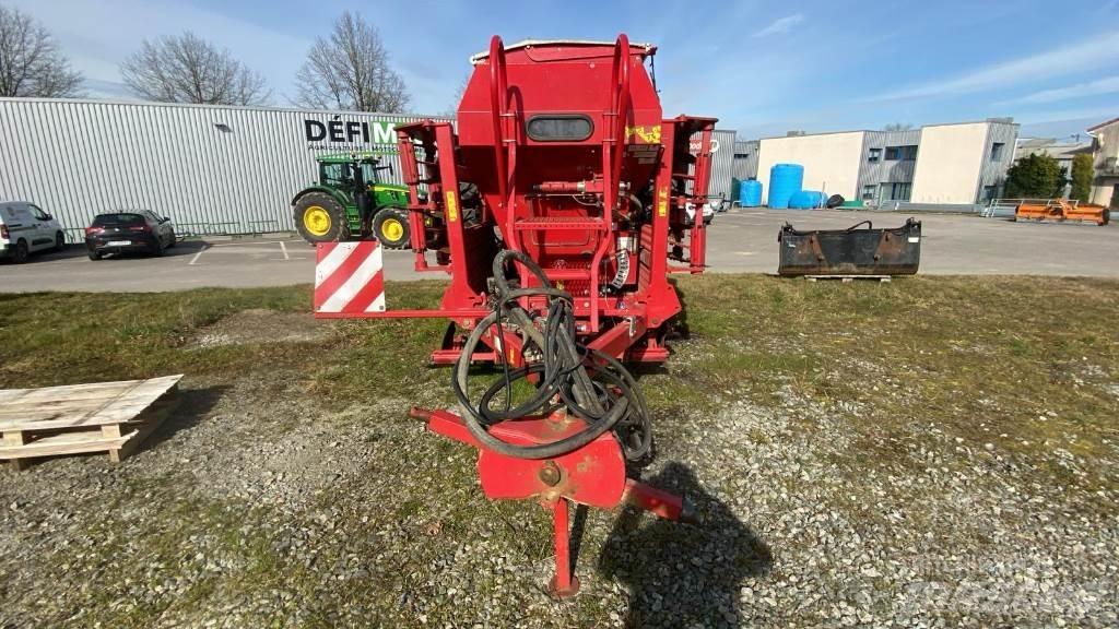 Horsch PRONTO 4 DC Perfuradoras combinadas