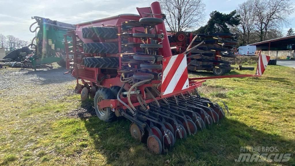 Horsch PRONTO 4 DC Perfuradoras combinadas