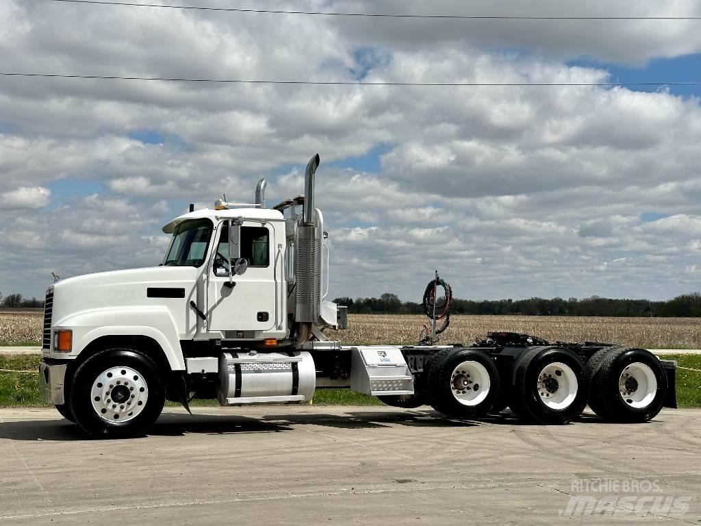 Mack CH 613 Tractores (camiões)