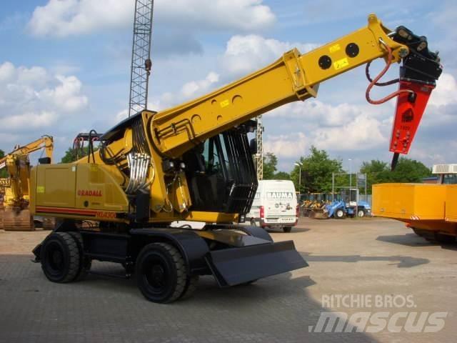Gradall XL 4300 Escavadoras de rodas