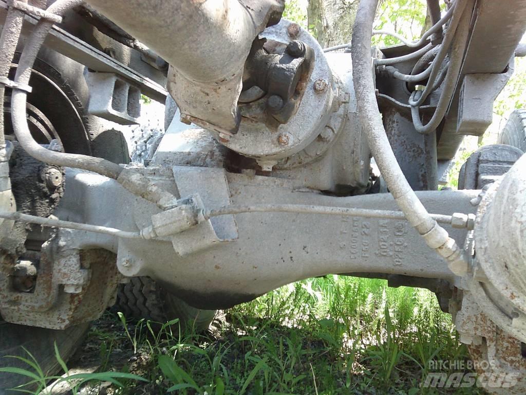 Mack RB 688 S Camiões de chassis e cabine