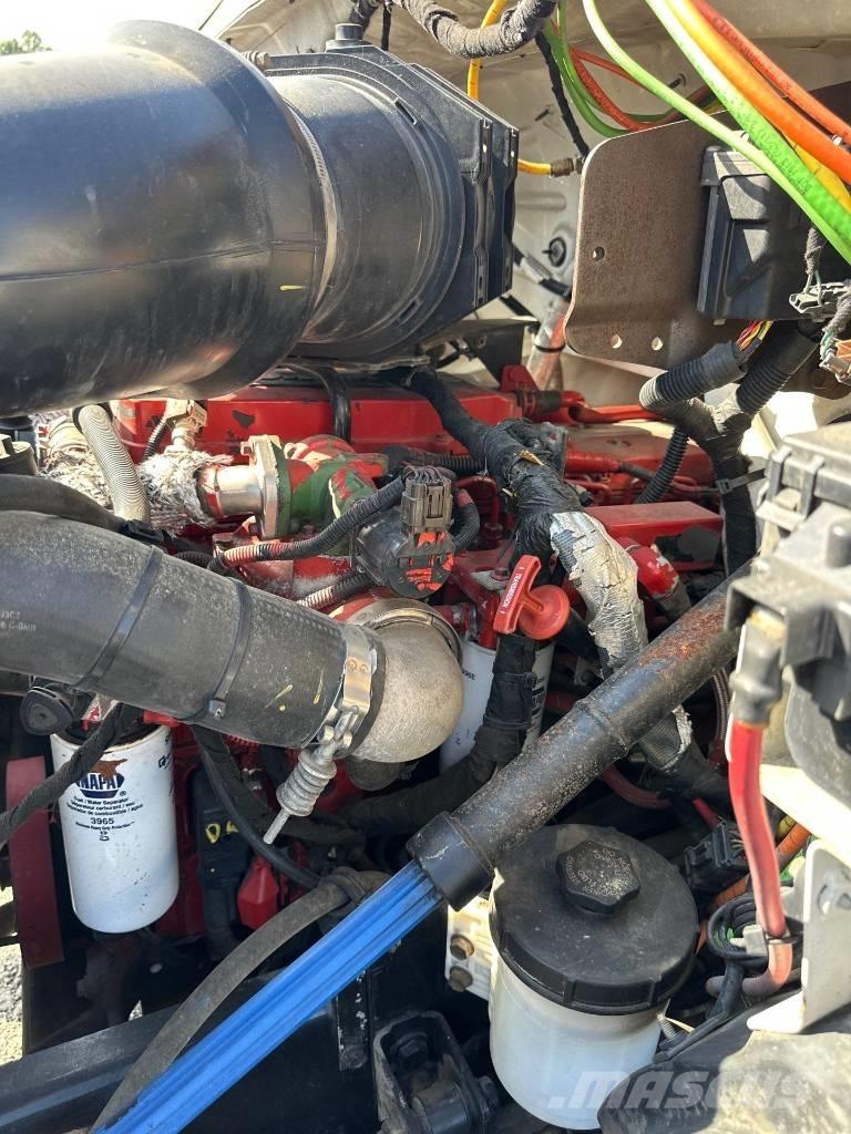 Ford F 750 XL SD Auto-tanques