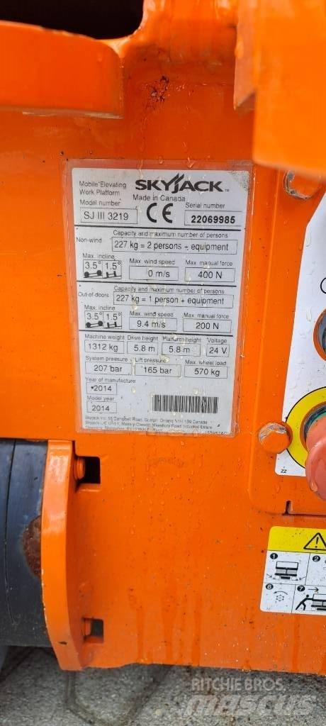 SkyJack SJIII 3219 Elevadores de tesoura