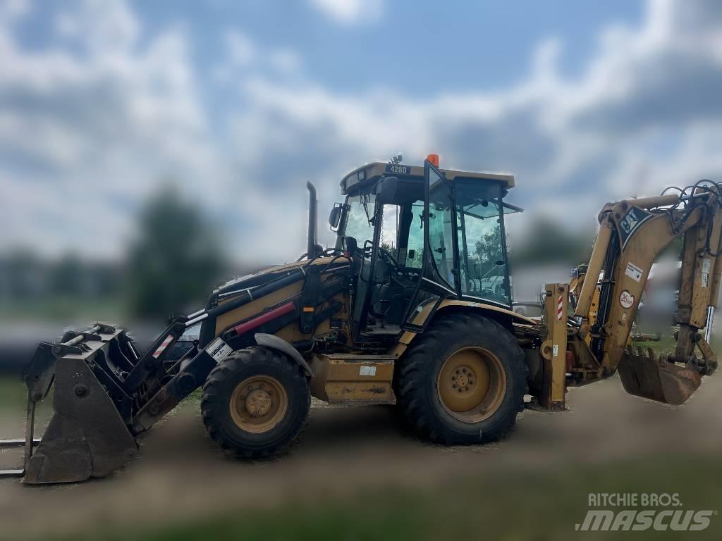 CAT 428 Retroescavadoras