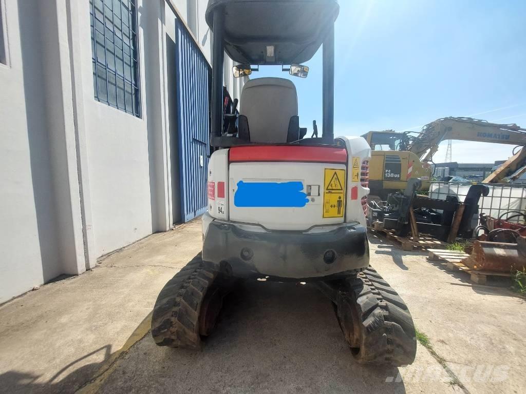 Komatsu PC27R-2 Mini Escavadoras <7t
