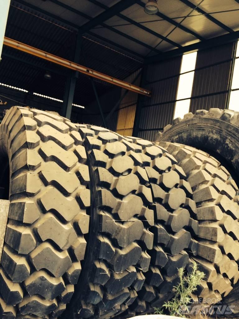 Goodyear 18R35 Pneus, Rodas e Jantes