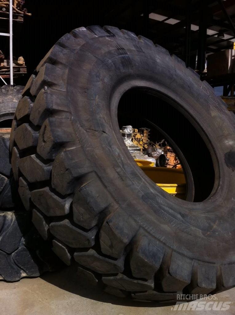 Goodyear 18R35 Pneus, Rodas e Jantes