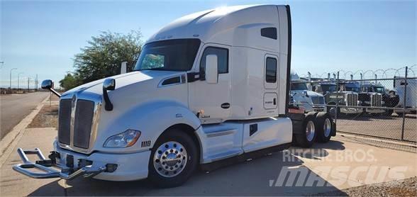 Kenworth T680 Tractores (camiões)