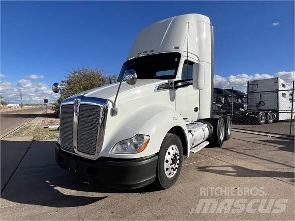 Kenworth T680 Tractores (camiões)