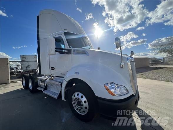 Kenworth T680 Tractores (camiões)