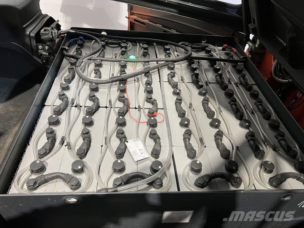 Linde E50HL-01 Empilhadores eléctricos