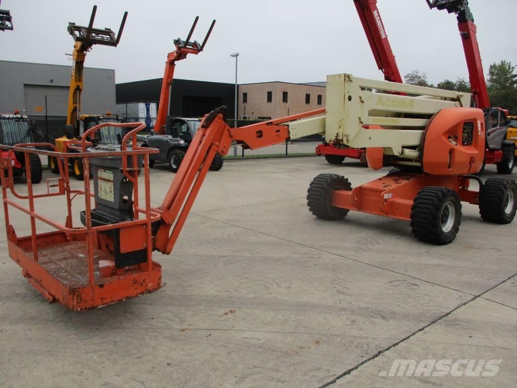 JLG 510 AJ (557) Plataformas de braço compactas auto-propulsão