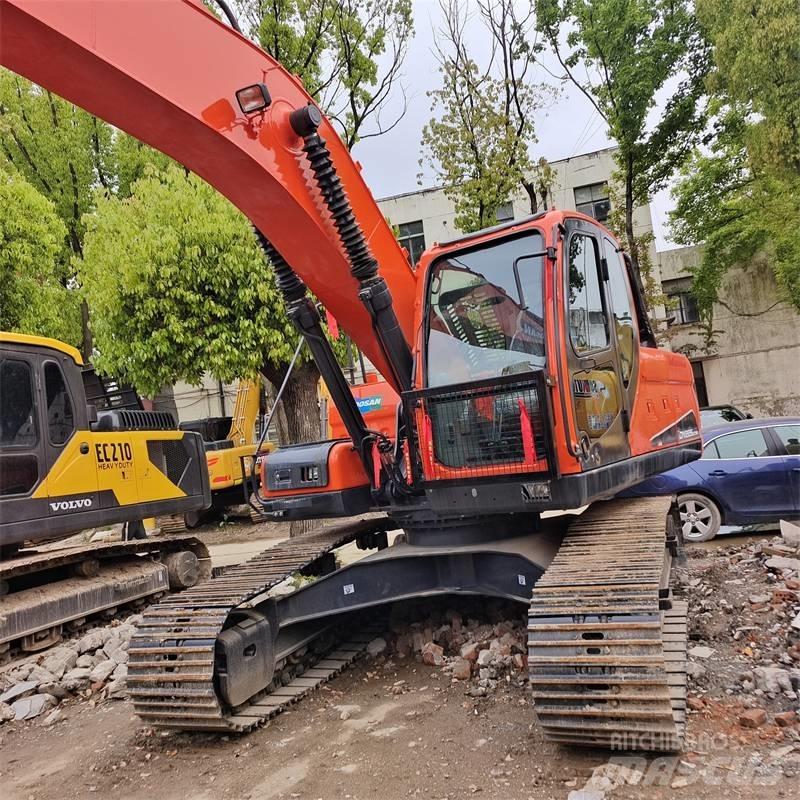 Doosan 225 LC Escavadoras de rastos