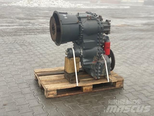 Hitachi ZF 4WG-210 Transmissão