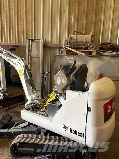 Bobcat E14 Mini Escavadoras <7t