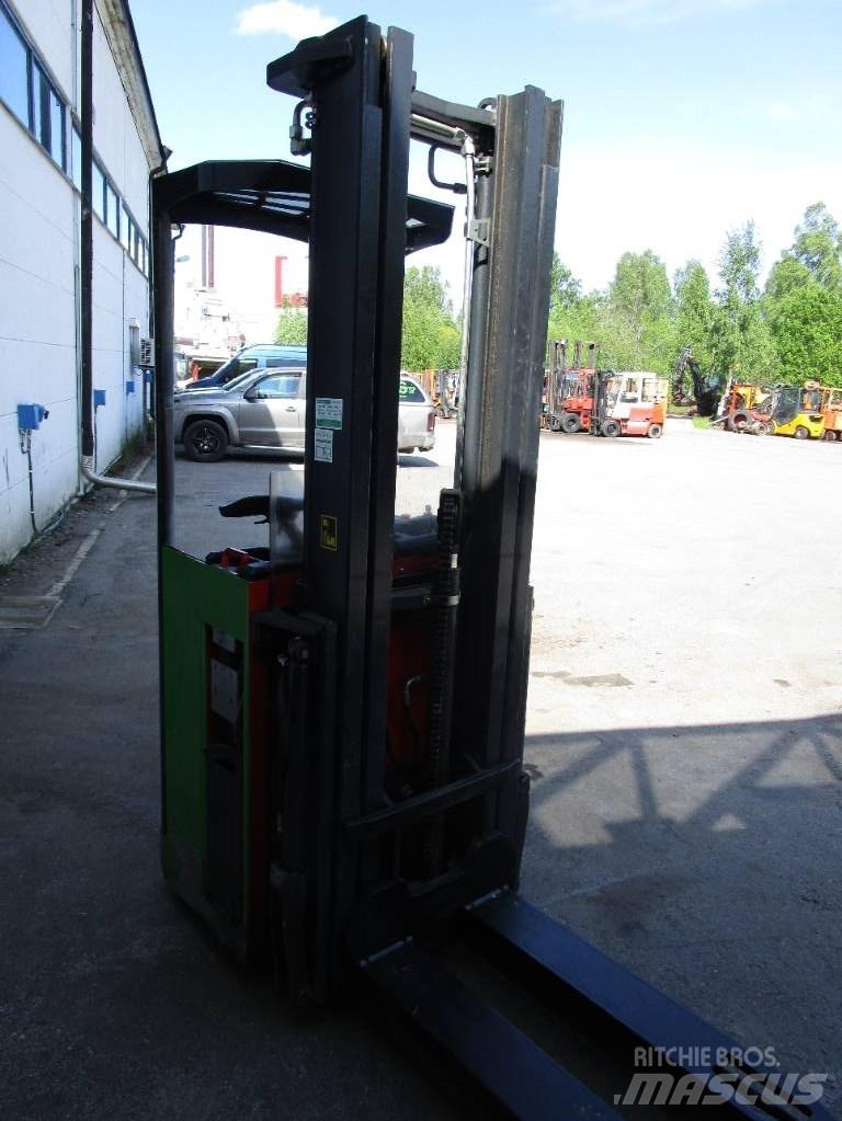 Abeko ståstaplare Self propelled stackers