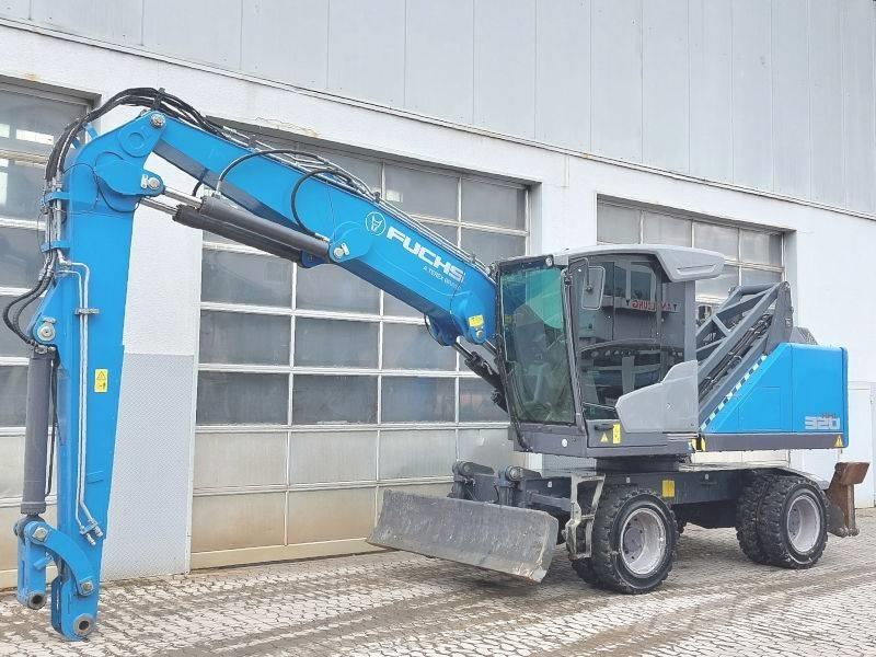 Fuchs MHL 320 F Manipuladores de resíduos / indústria