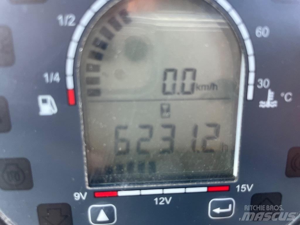 Nilfisk CR 3500 Varredoras