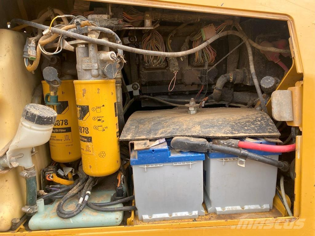 CAT D6 K LGP Dozers - Tratores rastos