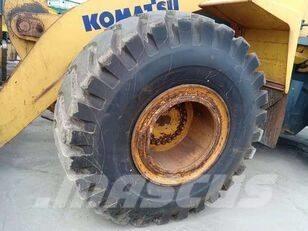Komatsu WA 470-3 Pás carregadoras de rodas