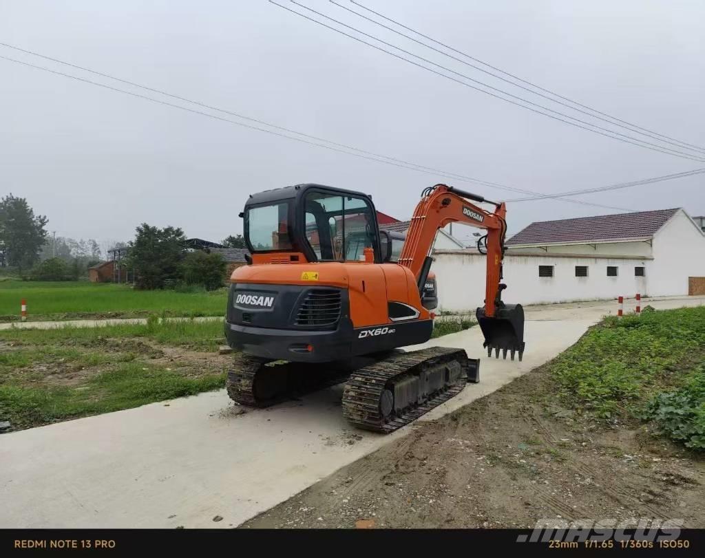 Doosan DX 60 Mini Escavadoras <7t